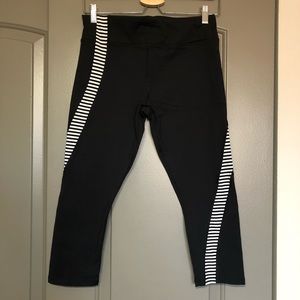 Forever 21 White/Black Stripe Cropped Leggings